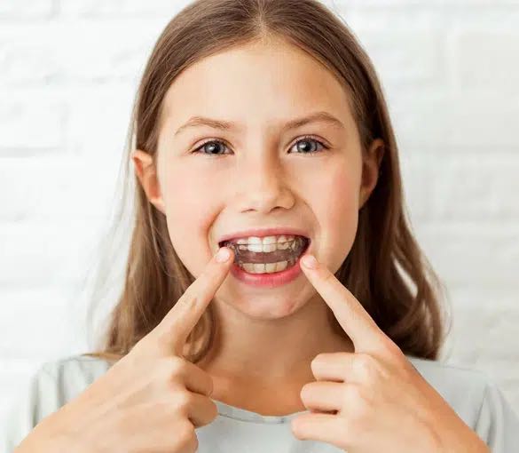 Patient satisfait avec Invisalign 1